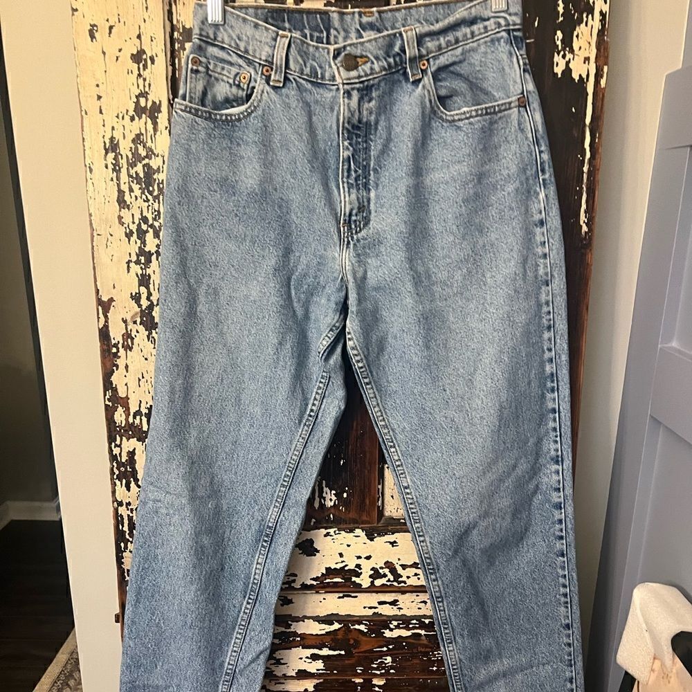 Levi’s women’s vintage 550 Relaxed Fit/Tapered Leg size 11 Long.